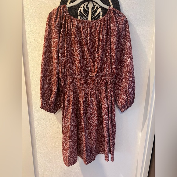 Madewell puff-sleeve v-neck mini dress in paisley floral - Picture 2 of 3